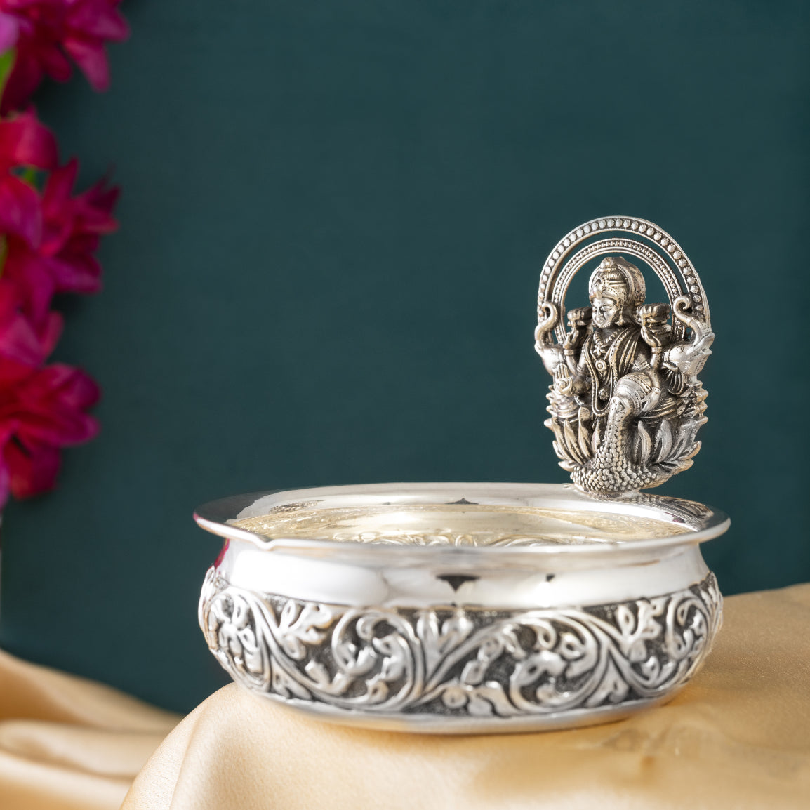 Kamal Laxmi Niranjan