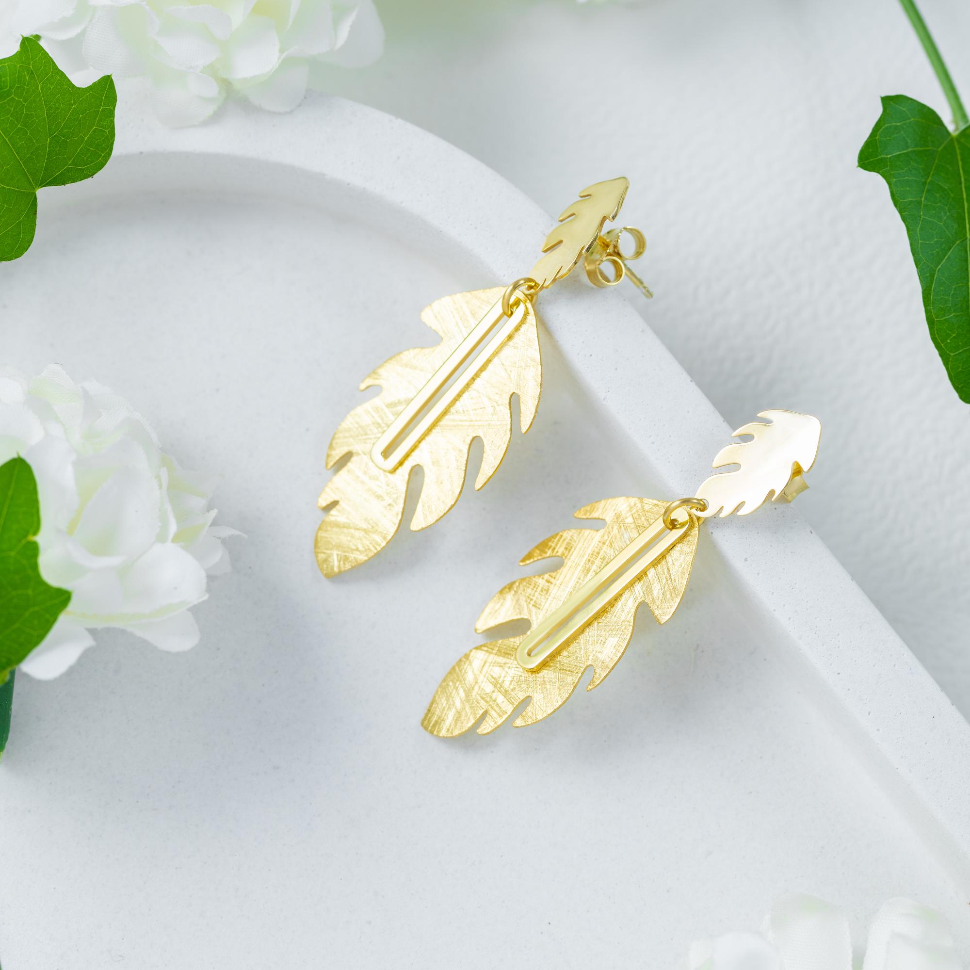 Amara Leaf Earrings