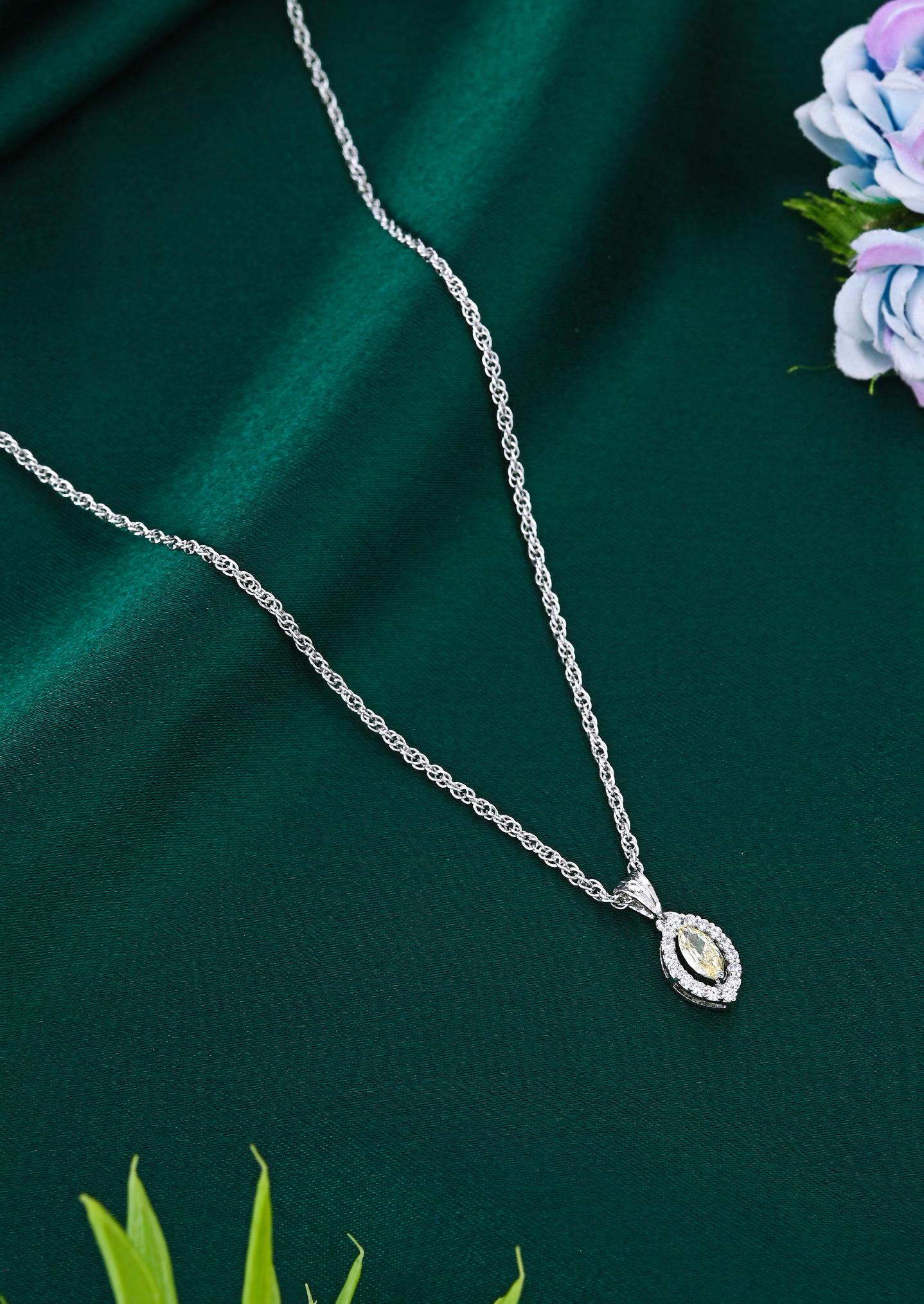 Butter Glow Pendant Chain