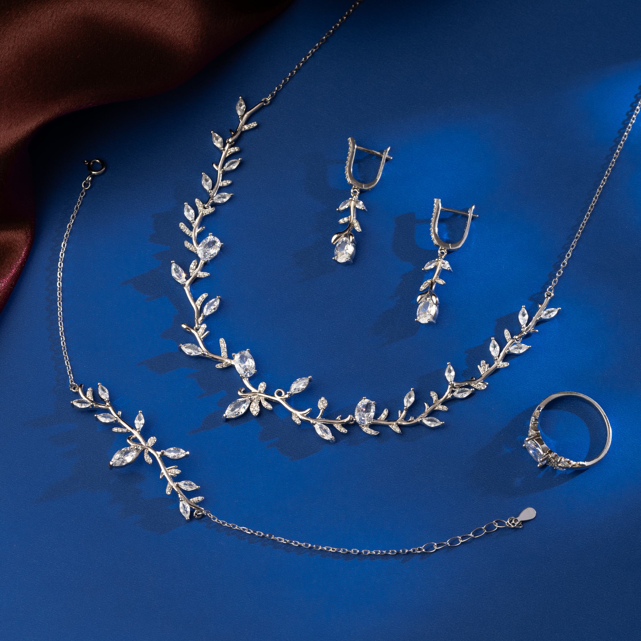 Celestia Vine Necklace Set