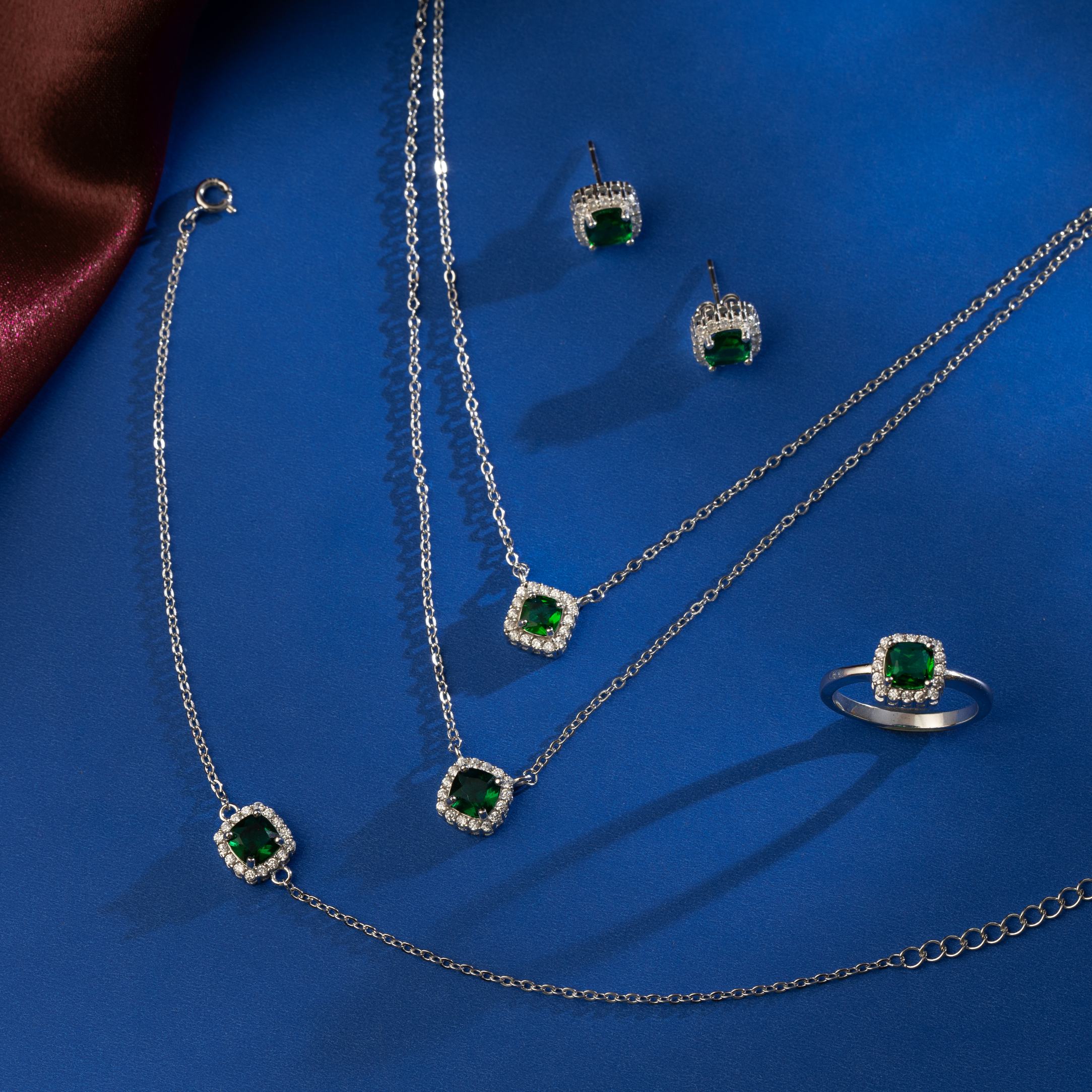 Emerald Halo Elegance Set