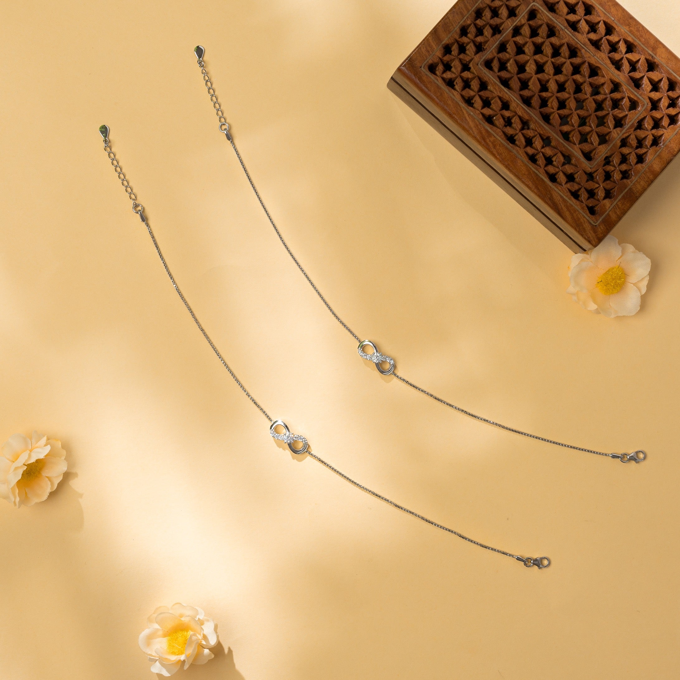 Infinity Payal