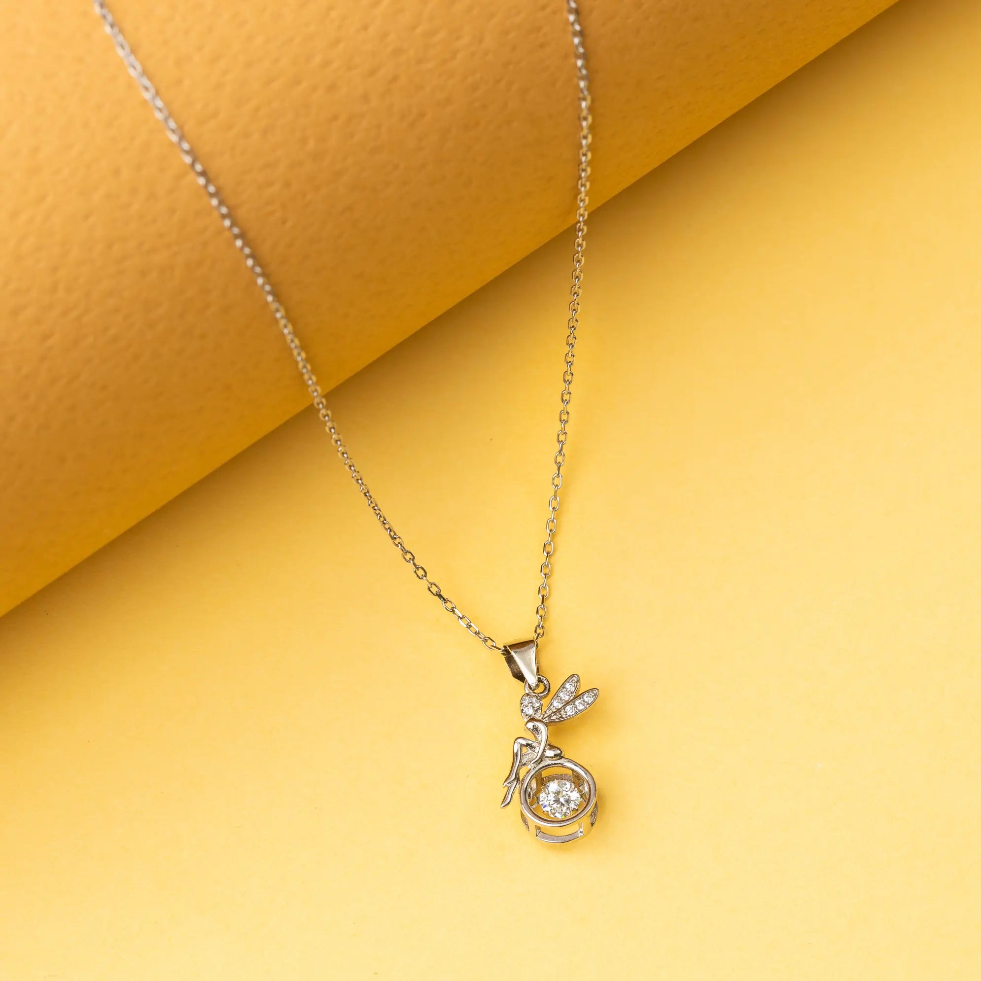 Magic Dust Dancing Diamond Necklace