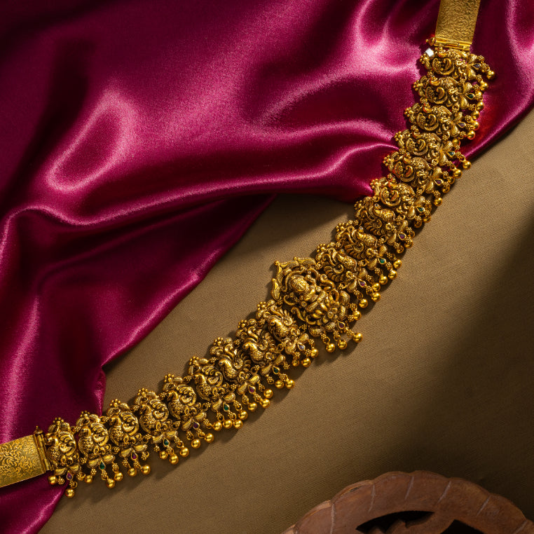 Rani Saaj Kamar Bandh