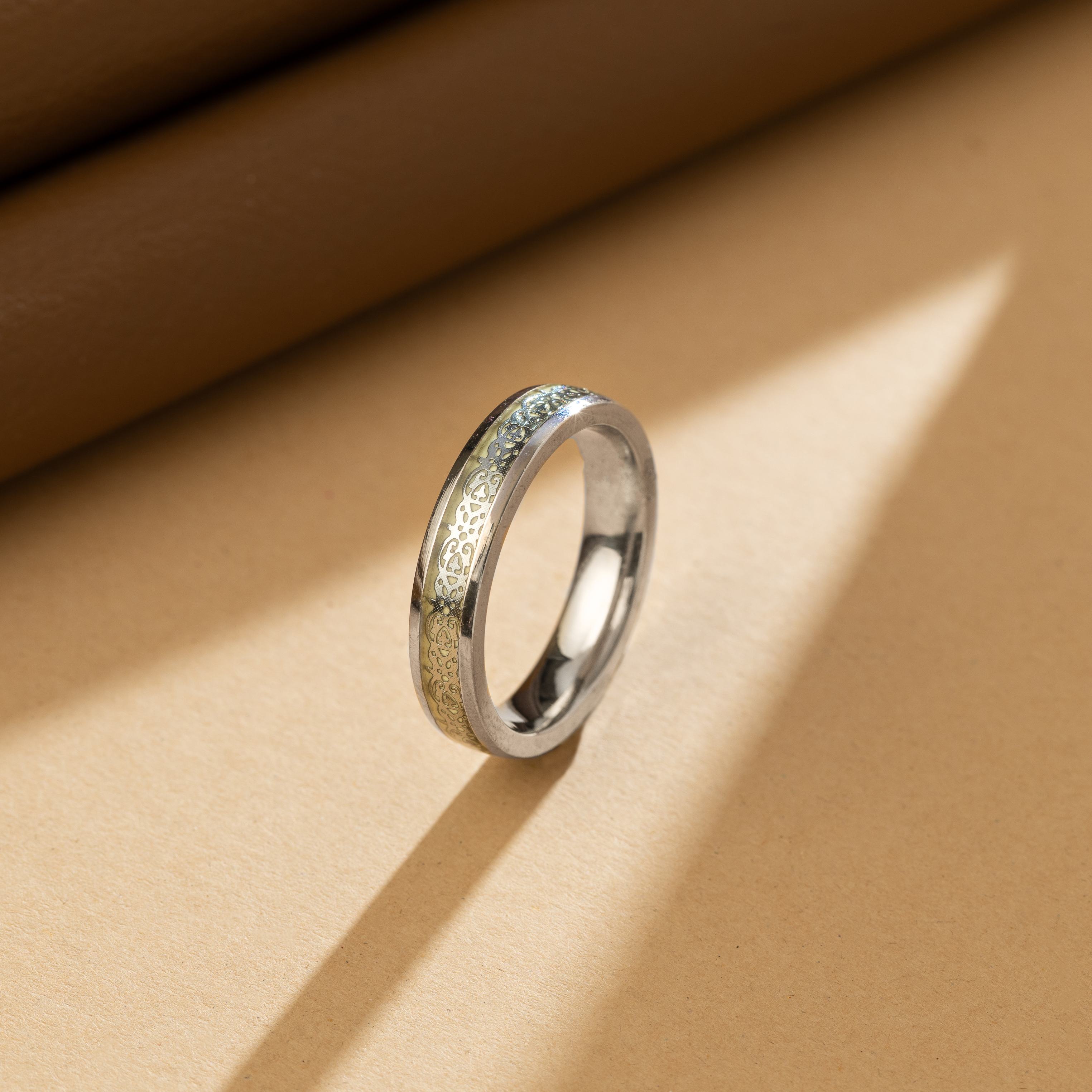 Regalia Filigree Band Ring