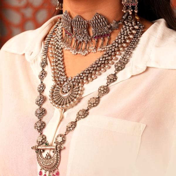 Roopvati Necklace