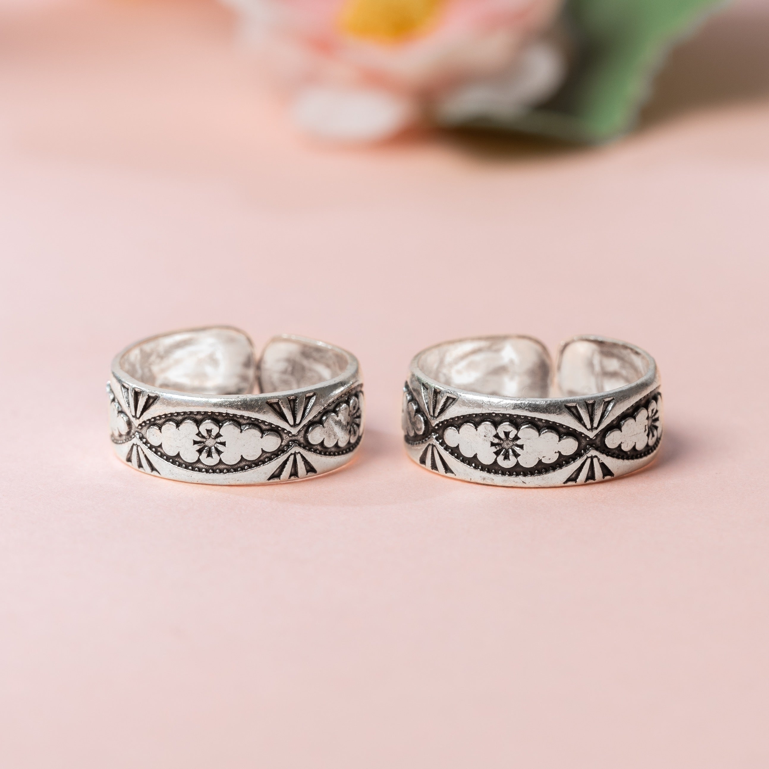 Varnika Toe Ring