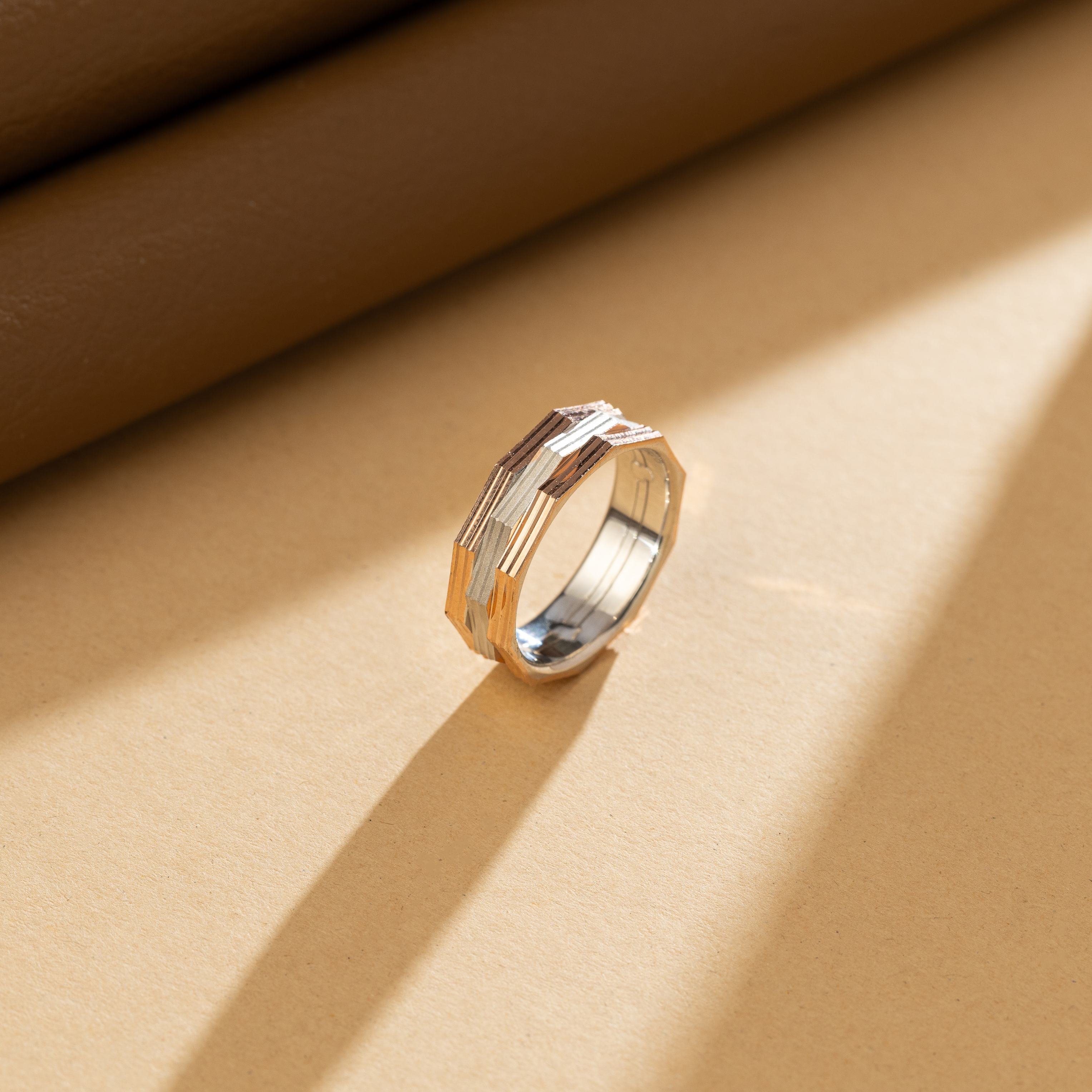 Vertex Fusion Band Ring