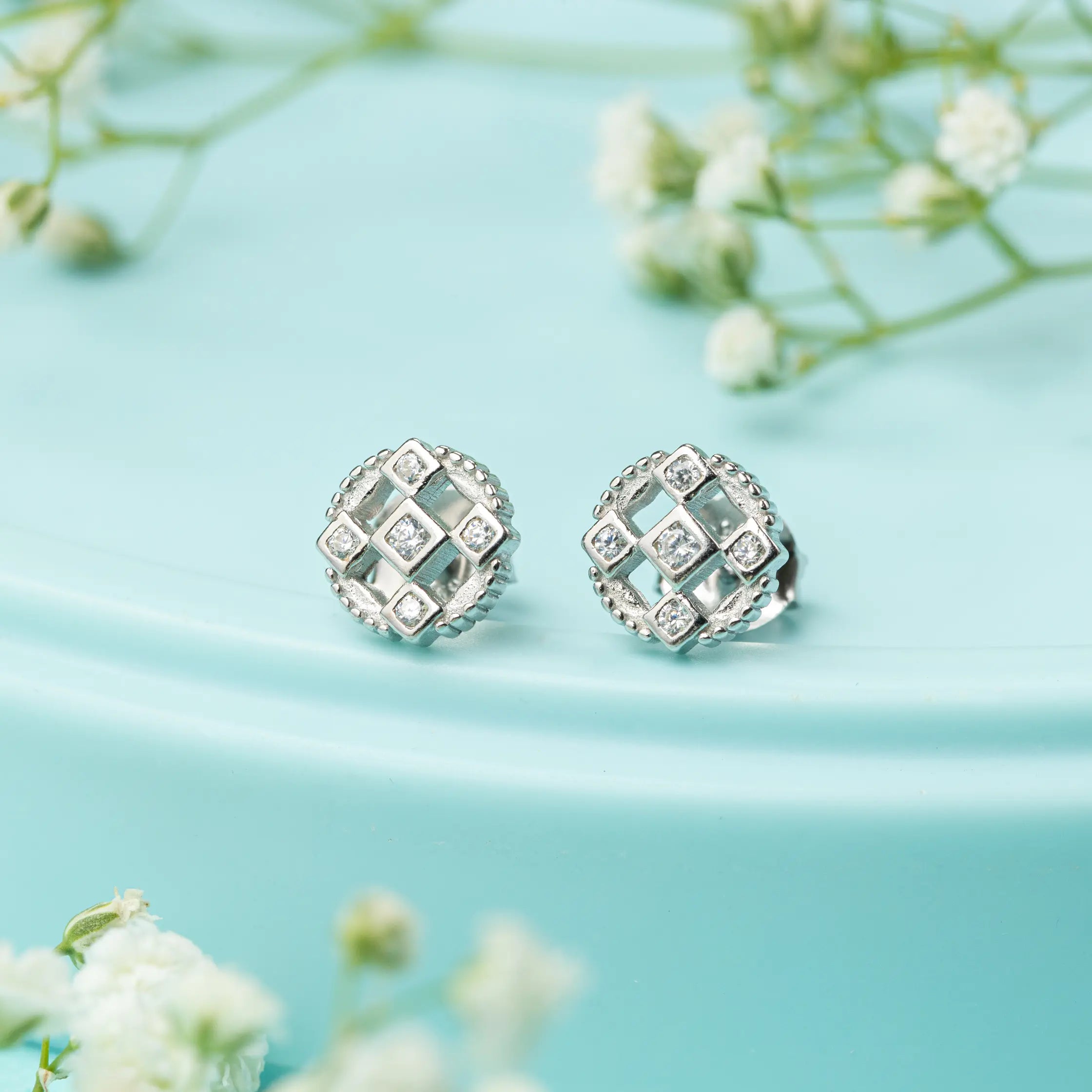 White Radiance Studs