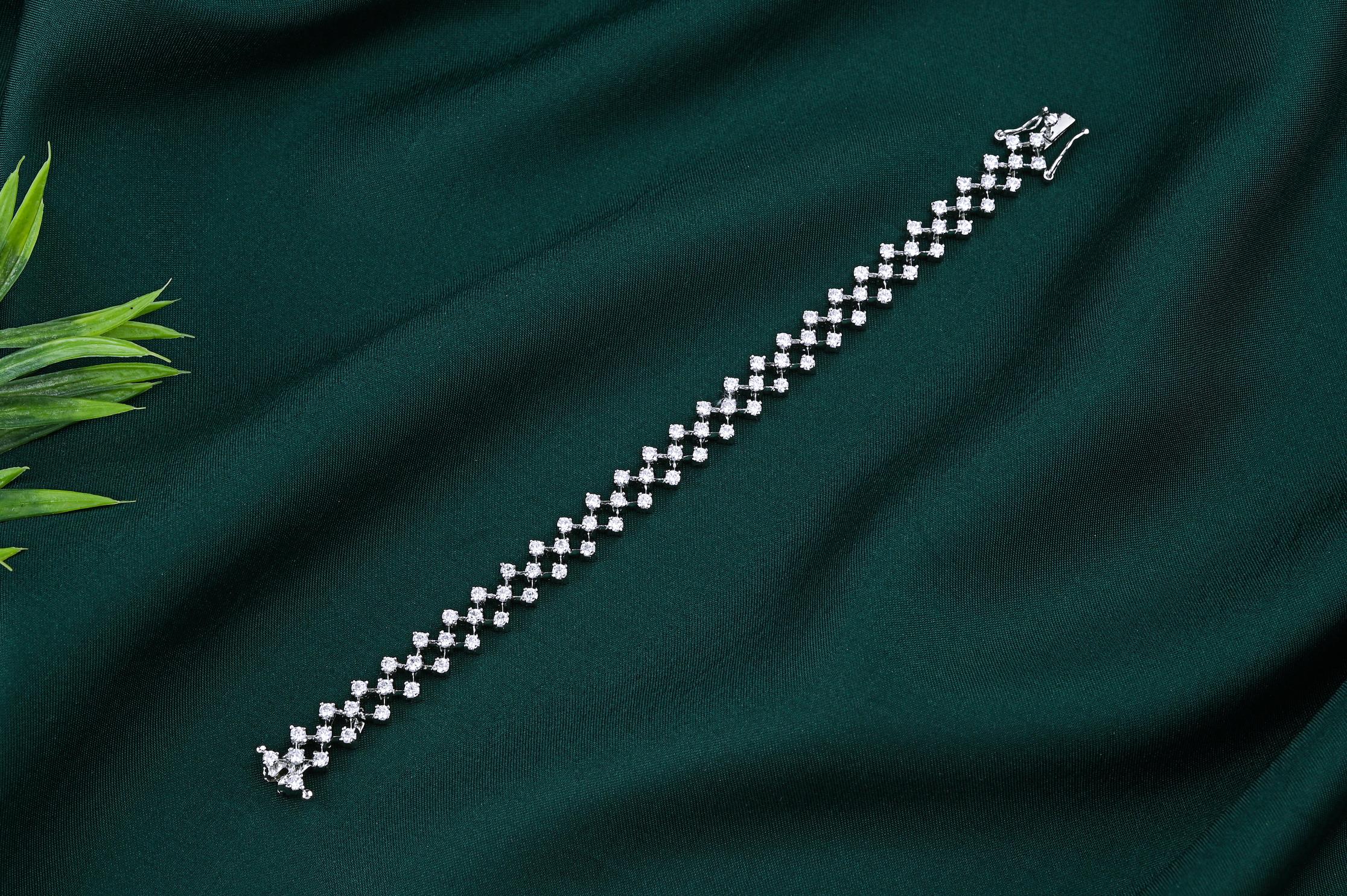 Zenvia Line Bracelet