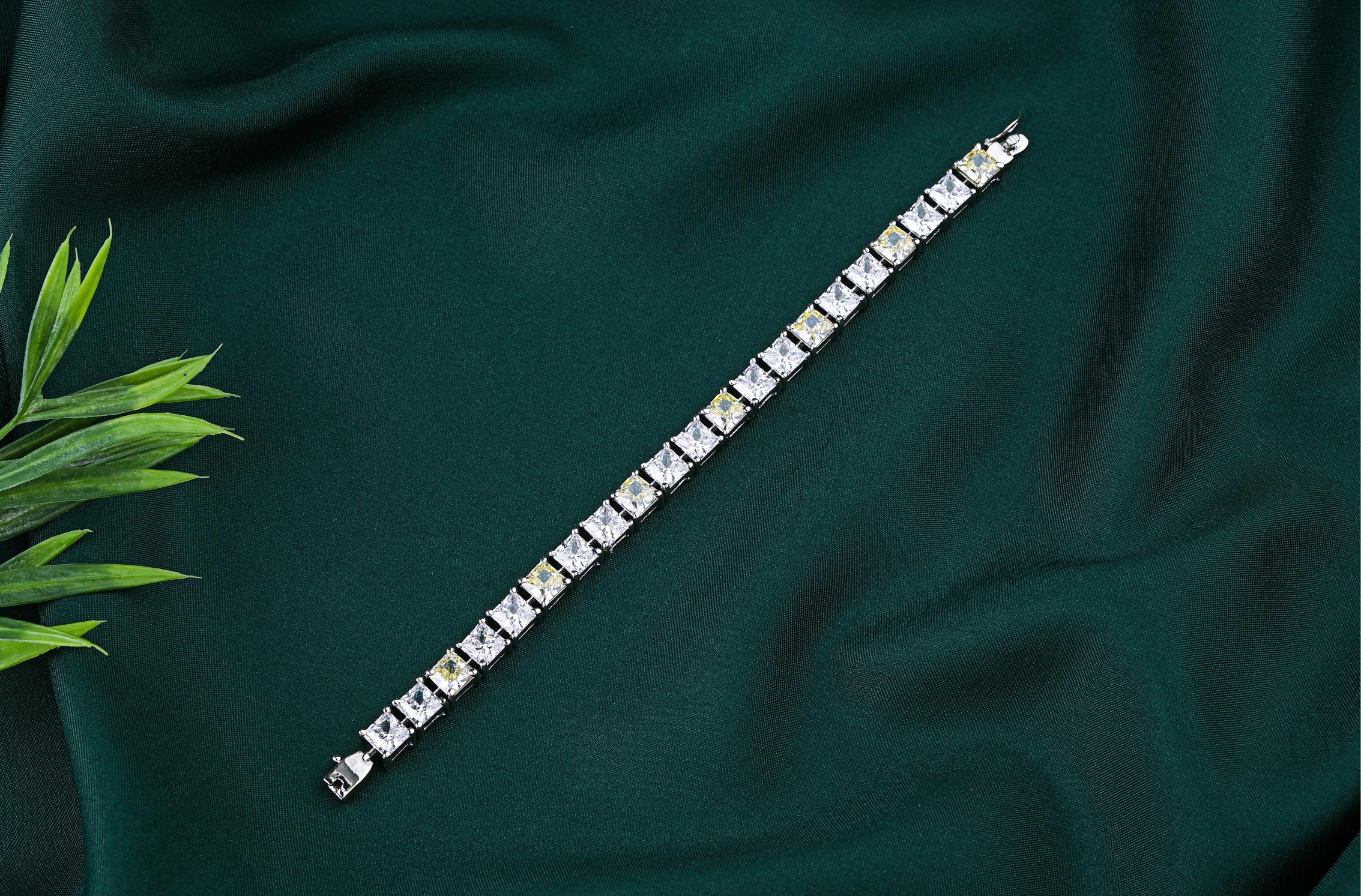 Zircona Luxe Bracelet