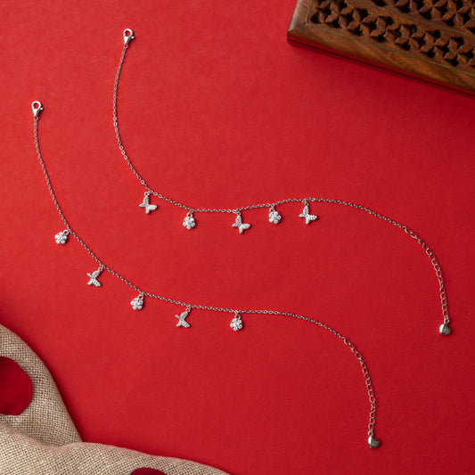 Parini (पारिणी) Payal