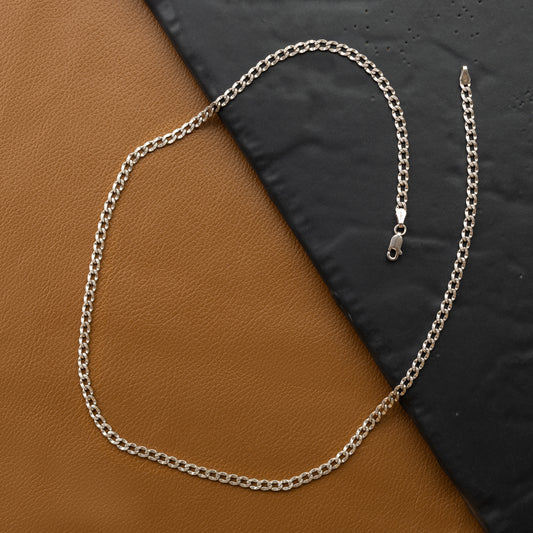 Understated. Undeniable. Chain