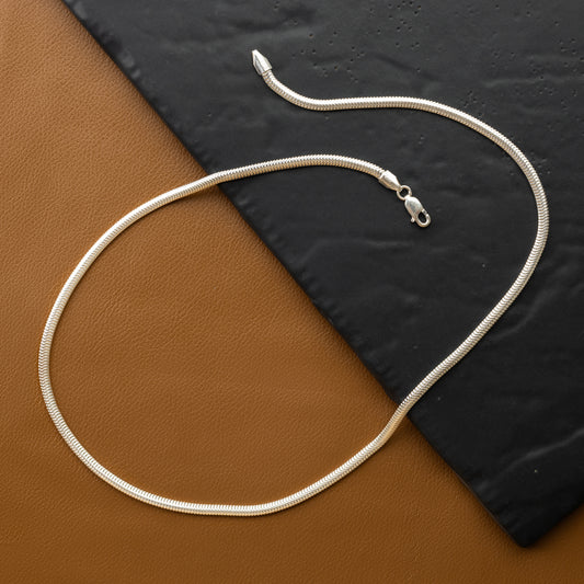 Sleek Chain, Serious Sparkle