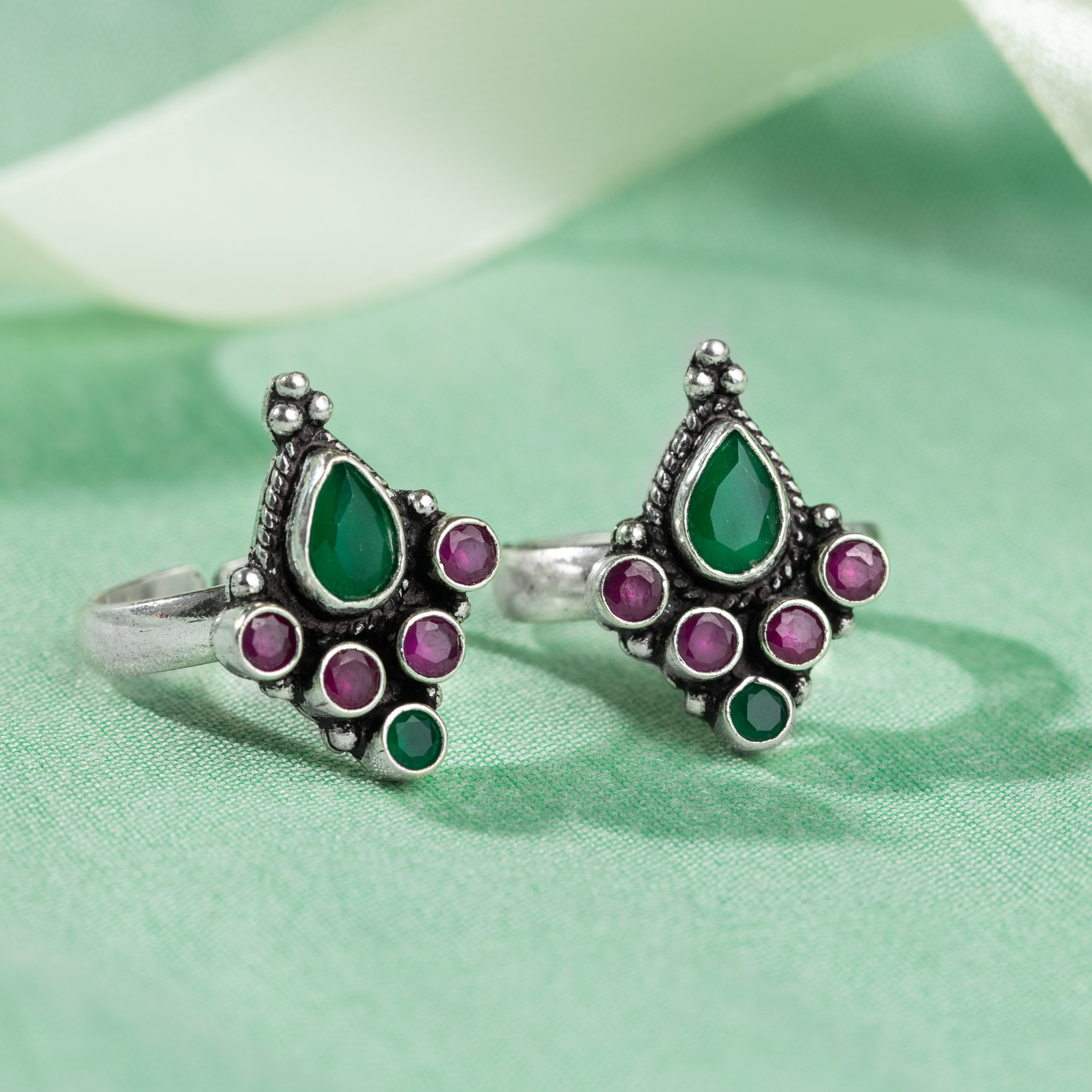 Ishara Toe Ring