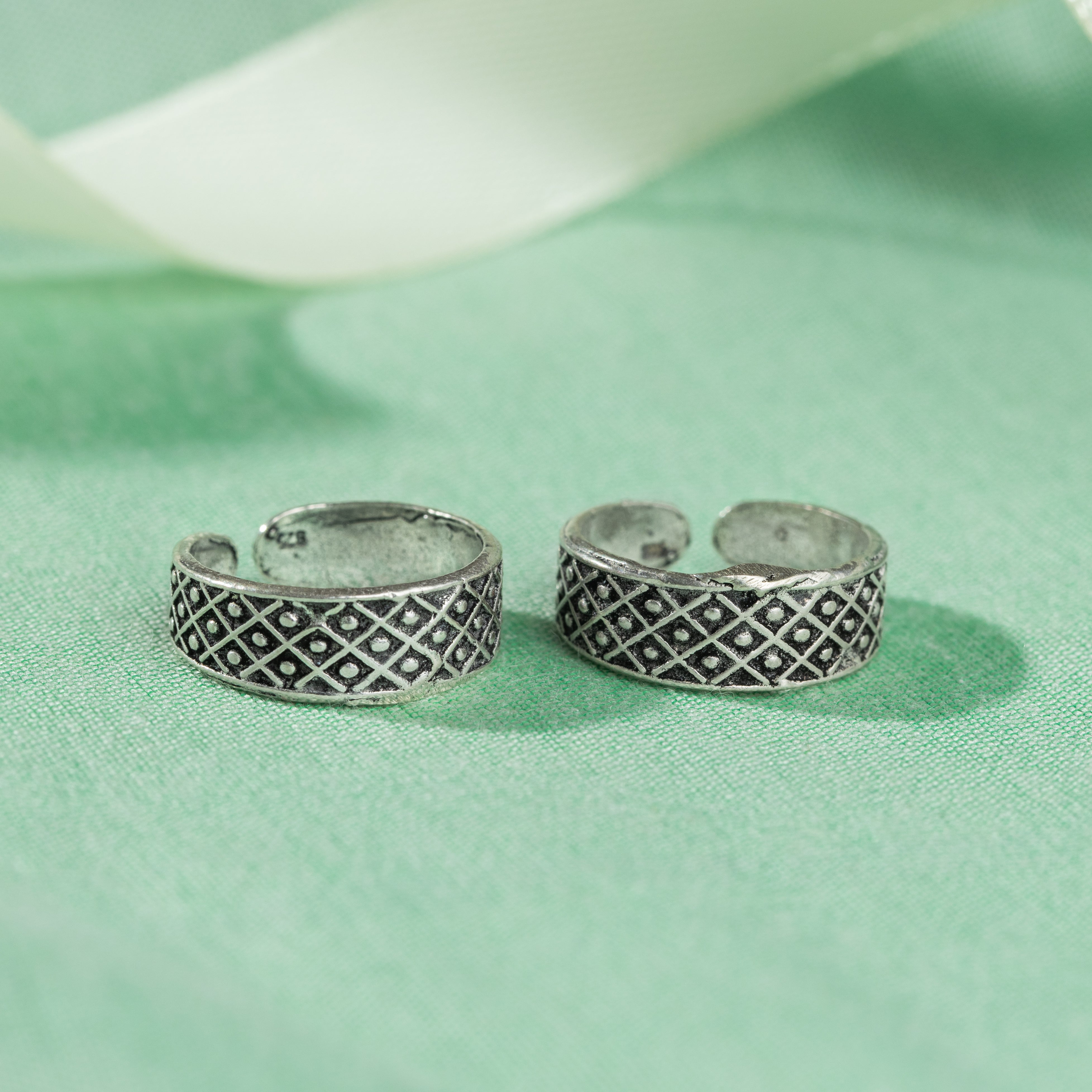 Sitavi Toe Ring