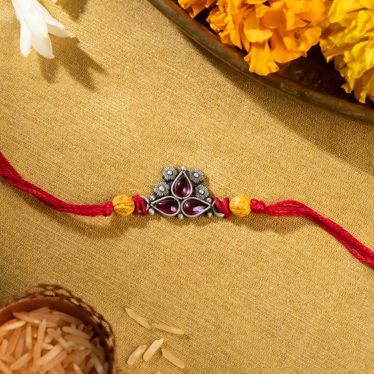 Dhaage Se Juda Dil Rakhi