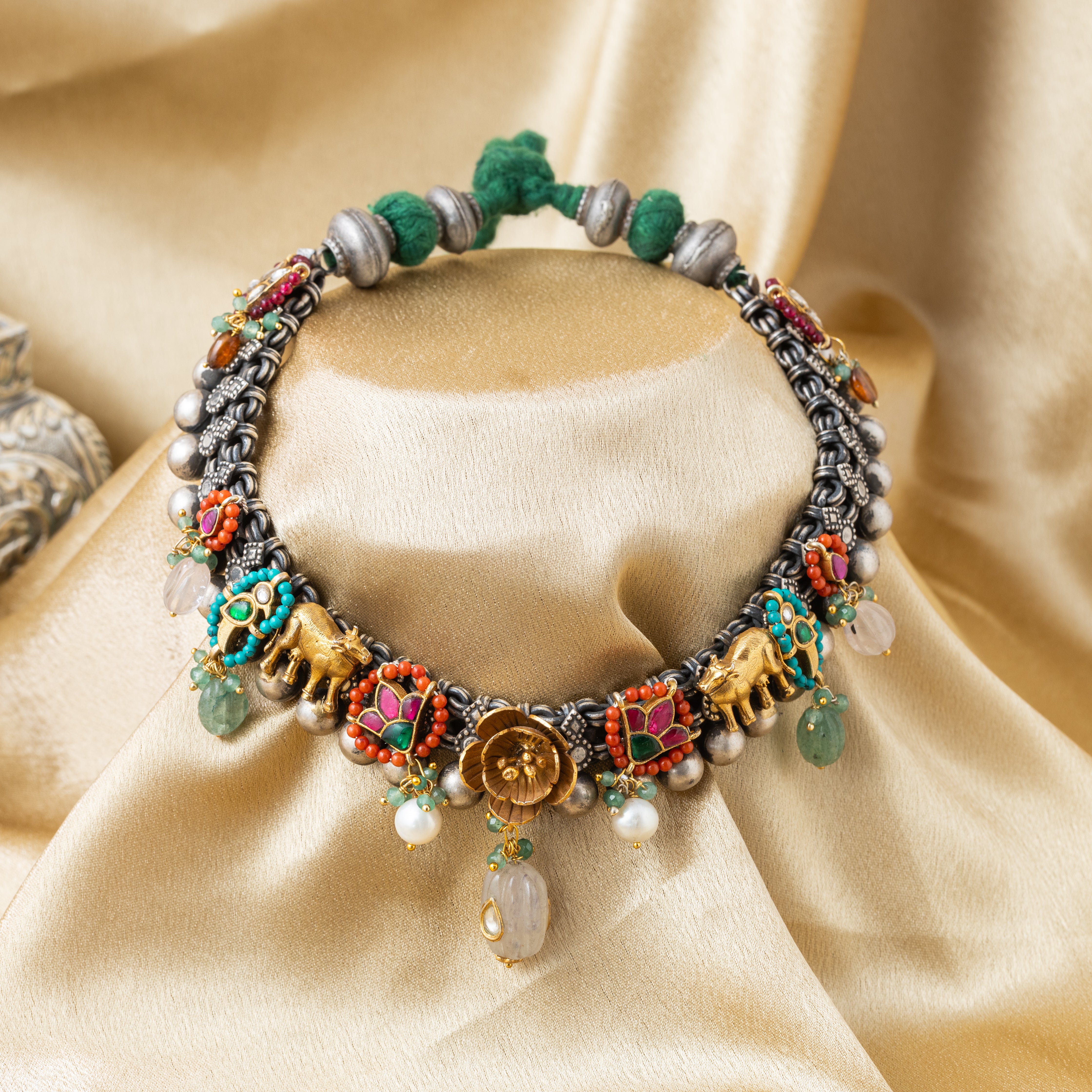 Rang-Rasiya Nakhre Necklace