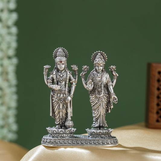 Lord Vishnu and Goddess Laxmi