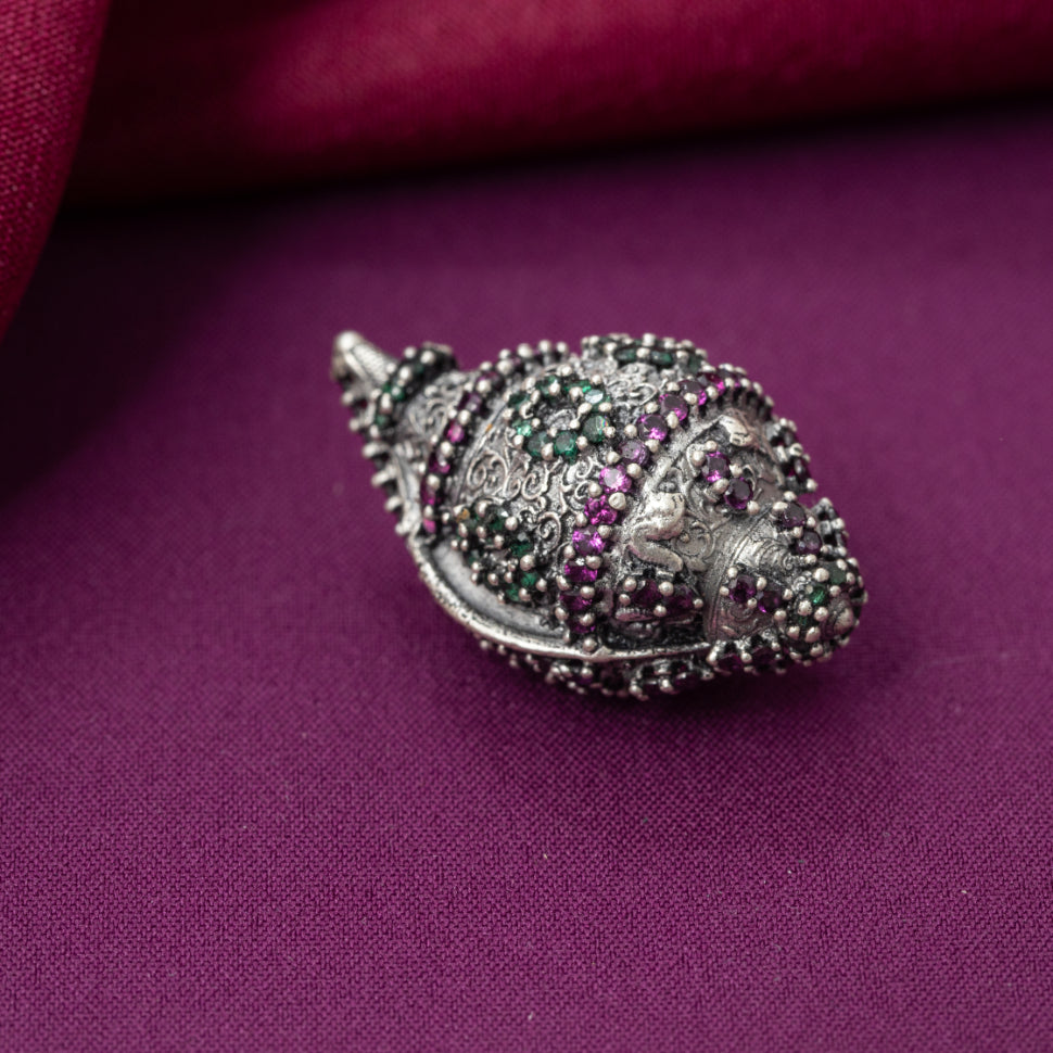 Stunning Shankh