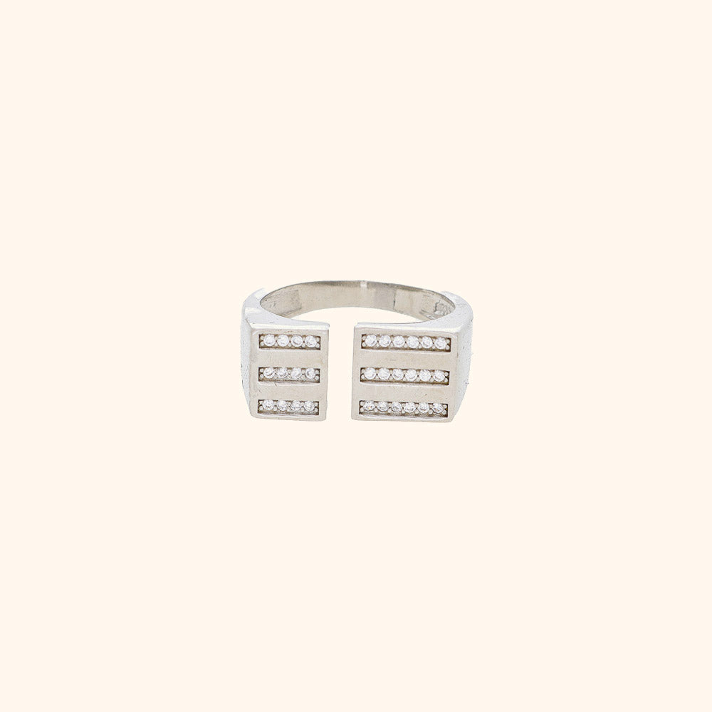 Stylish Statement Maker American Diamond Ring