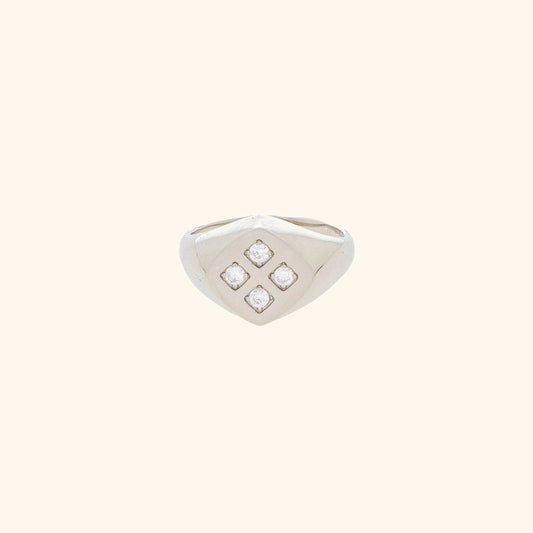 Impressive Zircon Diamond Ring