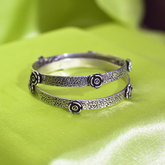 Flower Motif Bangle - Single