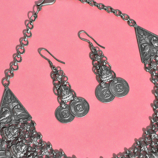 Stunning Coin Necklace Set