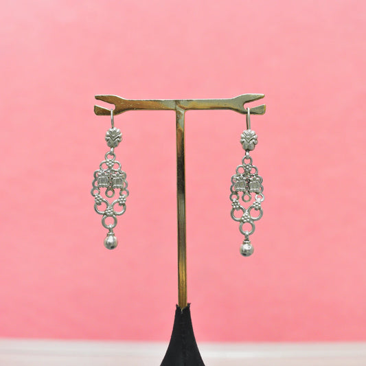 Modern Danglers