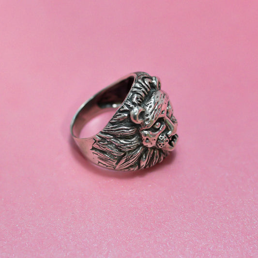 Bold Lion Ring