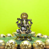 Stunnning Lord Ganesh Idol with Intricate Details