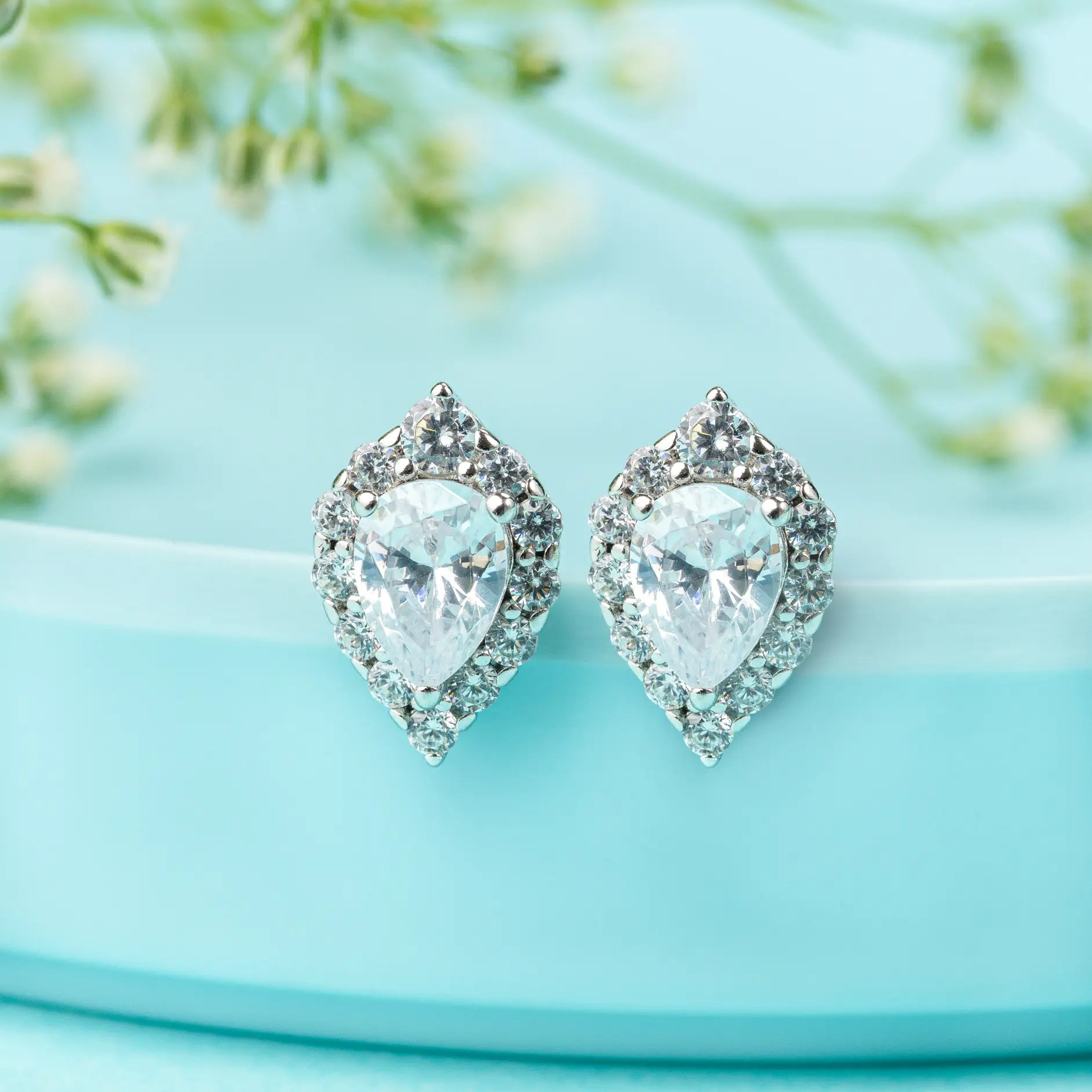 Diamond Aura Studs