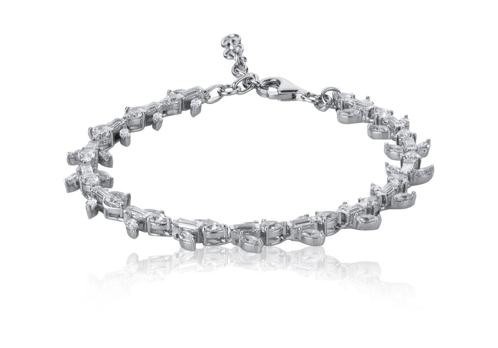 Gentle Leaf Bracelet