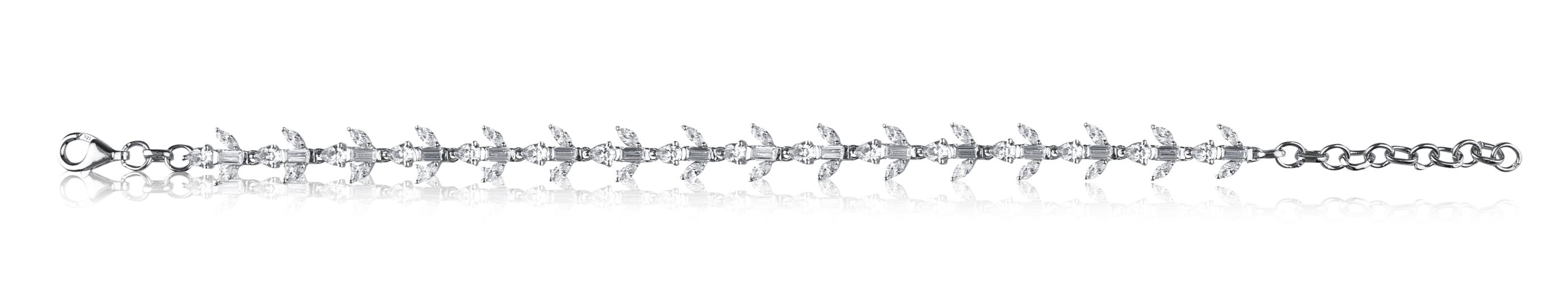 Gentle Leaf Bracelet