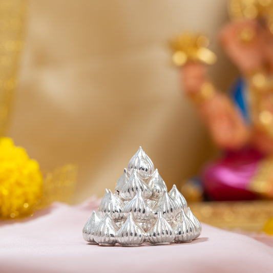 21 Modak Pyramid