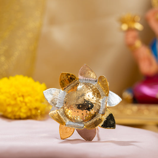 Gold Polish Flower