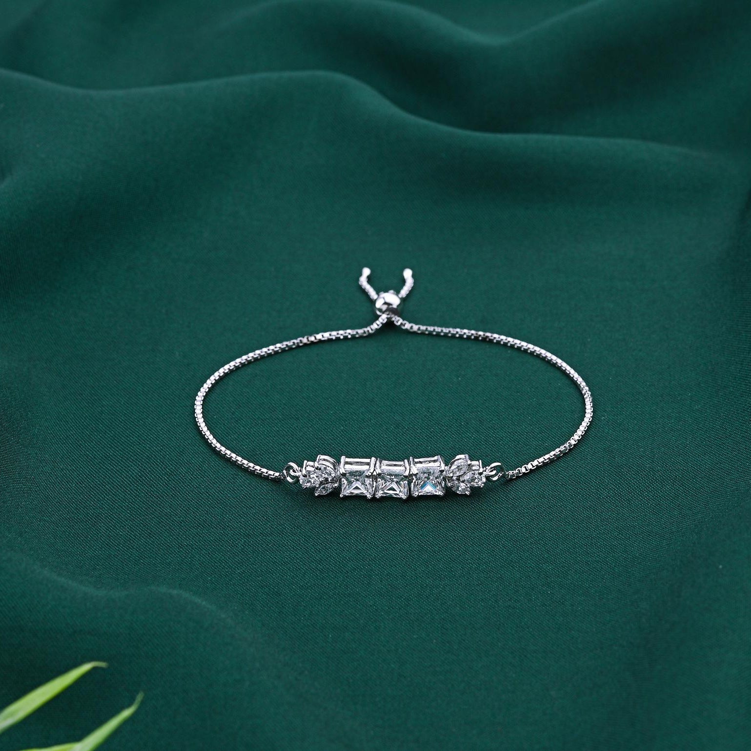 Noble Fit Bracelet
