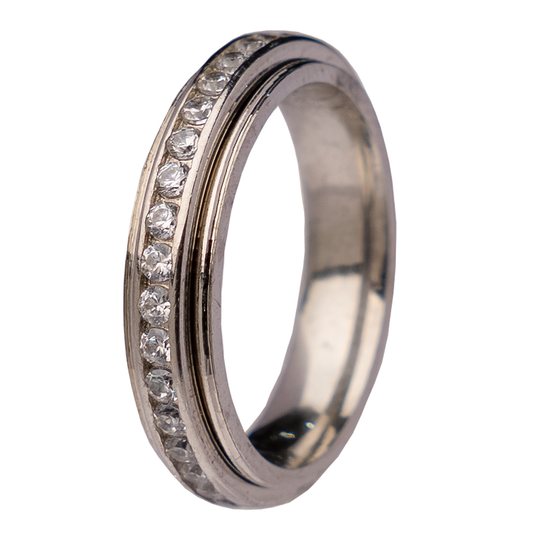 Spinning Ring with Zircon Diamonds