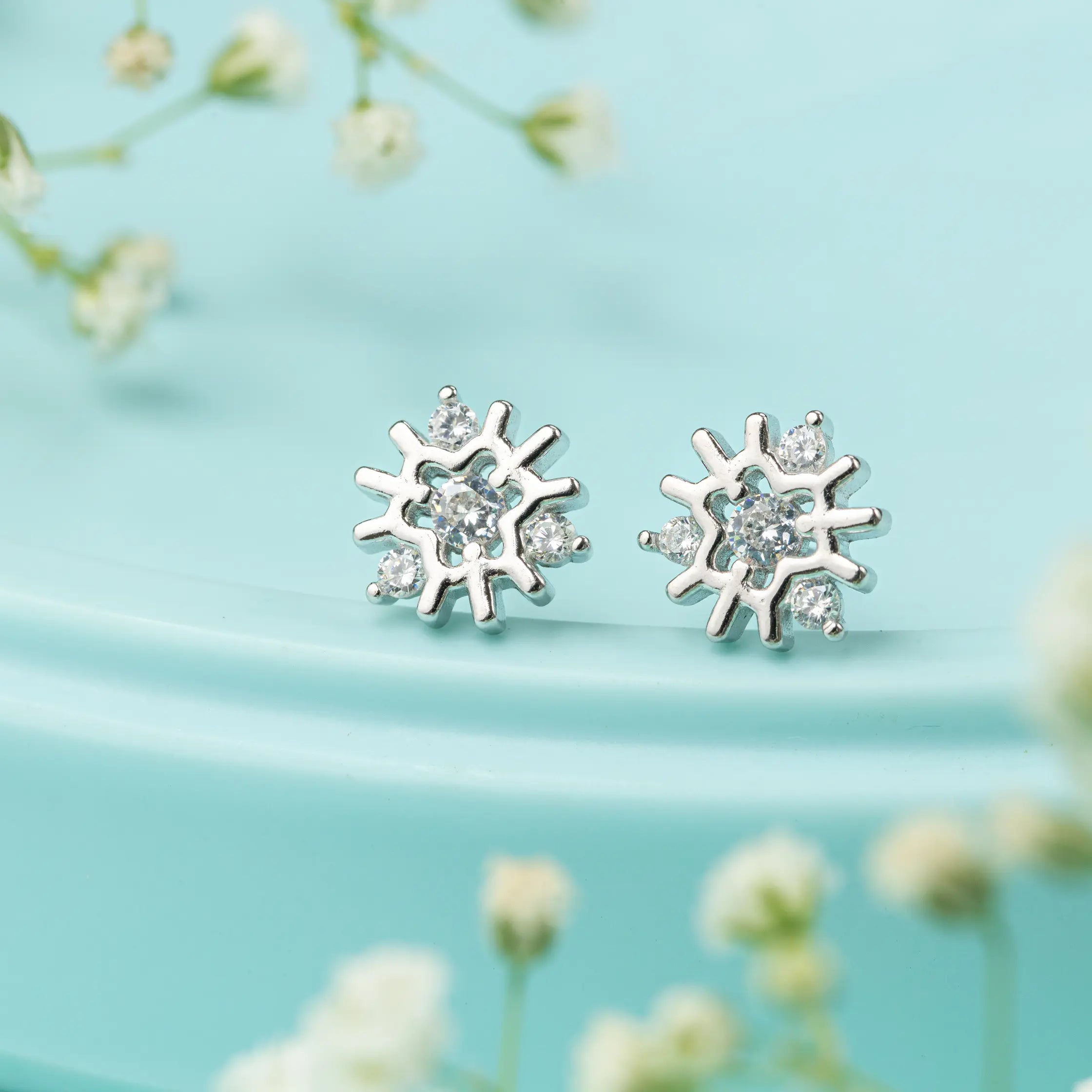 Snow Spark Studs