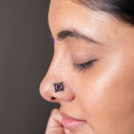 Pink Tara Taar Nose Pin