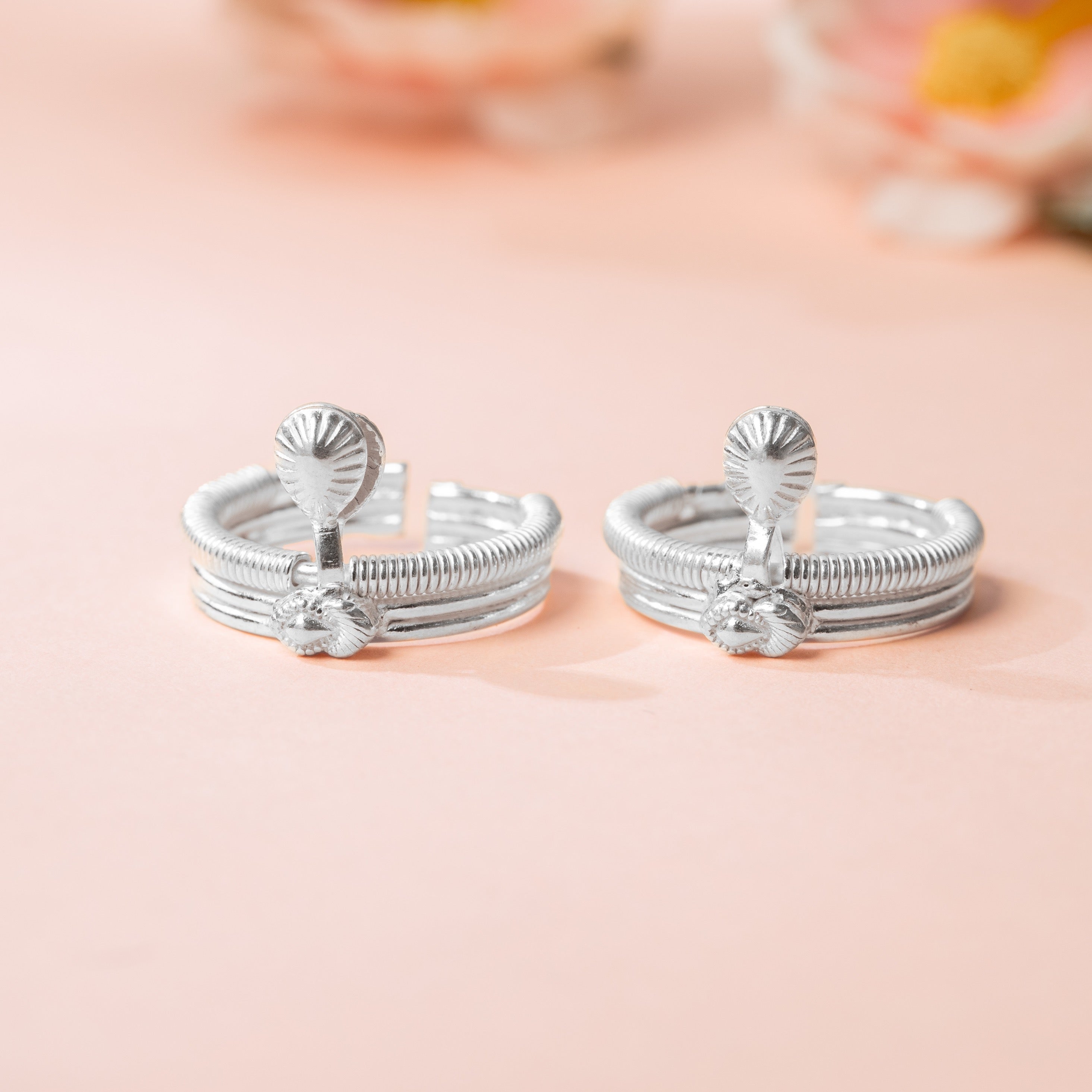 Vaidurya Toe Ring
