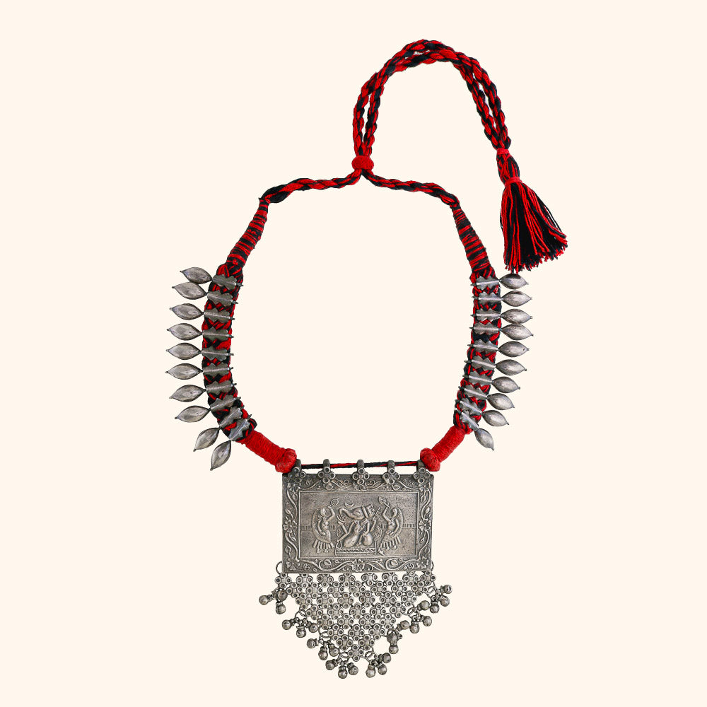 Alluring Red And Black Combination Thread Necklace